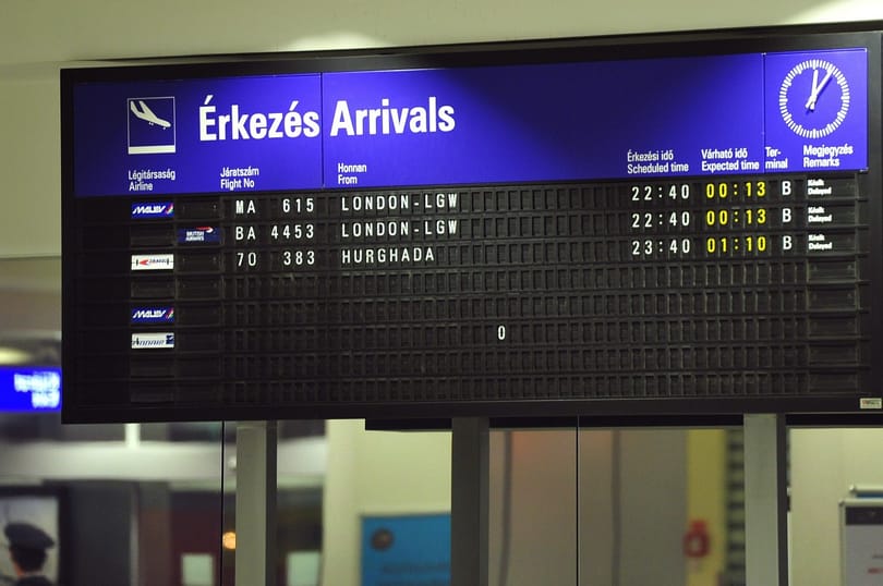 Egyiptomi buszbaleset: hajnali egy óra után érkezik a hurgadai gép 