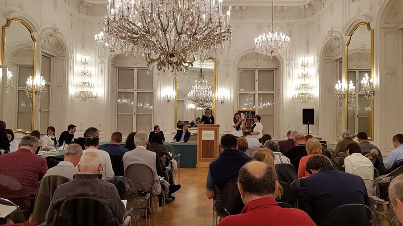 Elárvereznek egy Petőfi által dedikált kötetet, nyolcvan éve nem volt ilyen