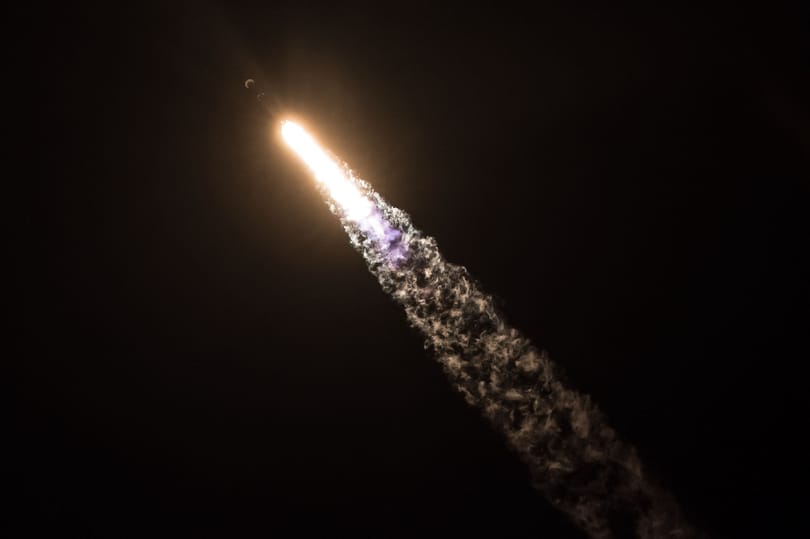 Ilyen még nem volt: a SpaceX fog pályára állítani GPS-helyettesítő európai műholdakat