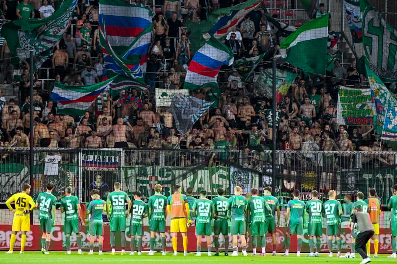 Ilyen buktára még az edző sem számított: 5-0-s vereséggel zúgott ki a Konferencia-liga selejtezőjéből a DVSC
