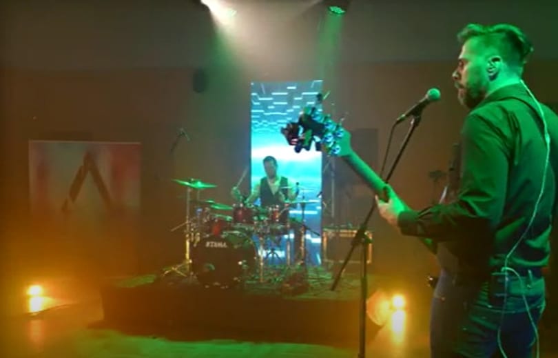 Abszolút távolságtartó minikoncertet mutatott be az Audioshake