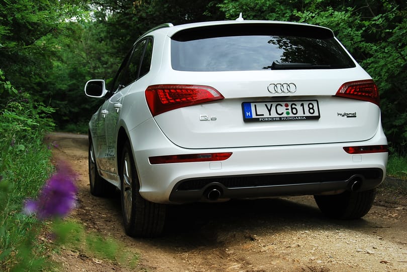 Audi Q5 hybrid teszt: erő és alázat
