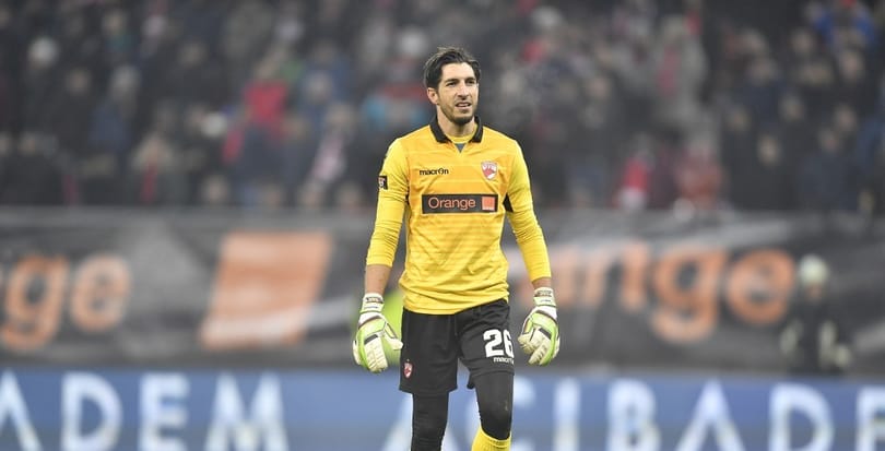 Tíz focista lett koronavírusos a Dinamo Bucurestinél