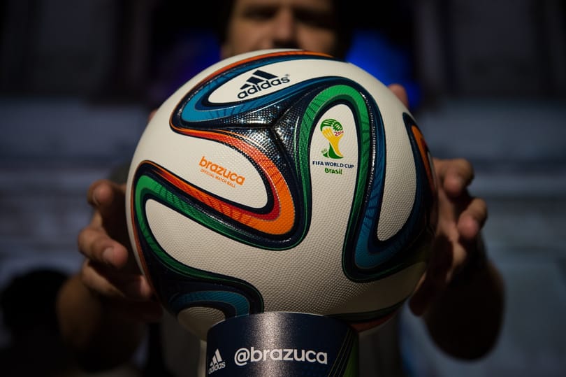 Fotó: Így néz ki a foci-vb hivatalos labdája
