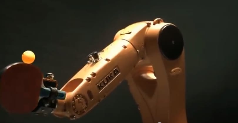 Ezt látni kell: pingpong-meccs a bajnok és egy robot között