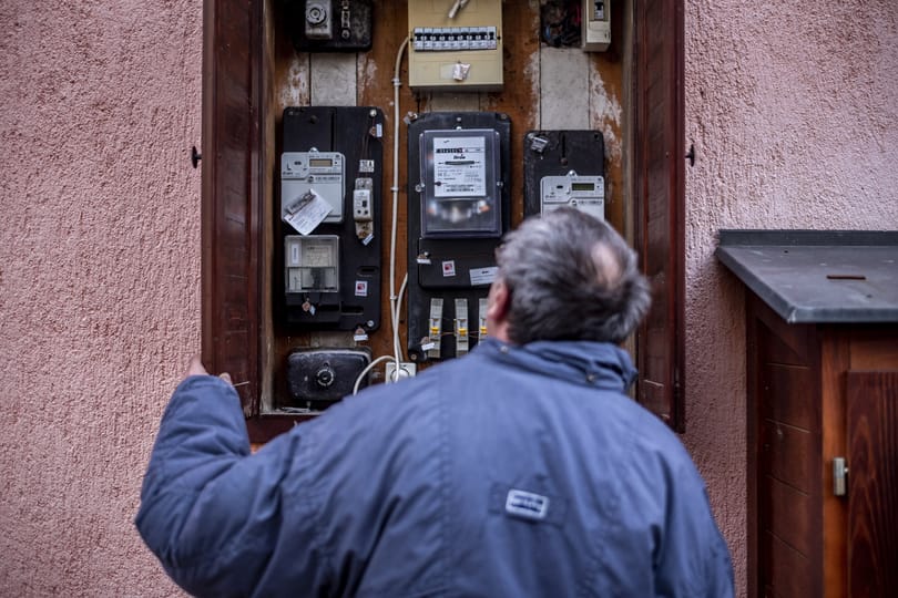 Tömegesen ugorhatnak be az önkormányzatok a rezsicsökkentés védőernyője alá