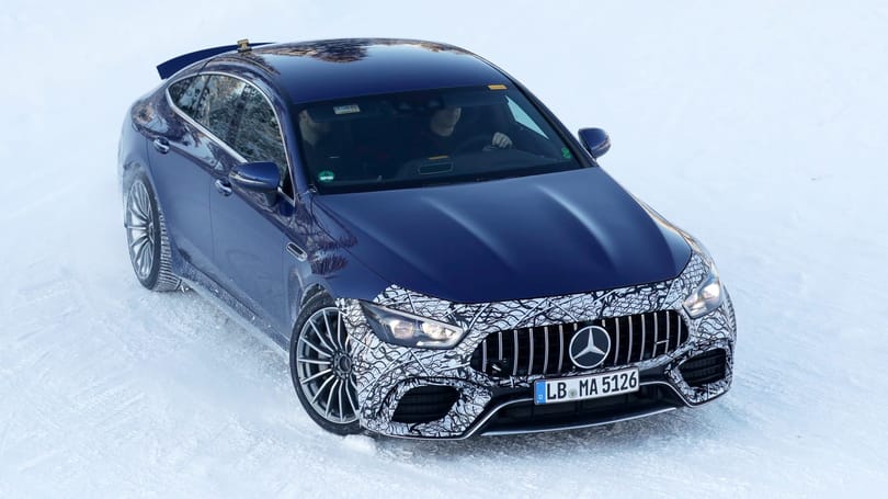 Szétfeszíti a zöld rendszám értelmét a Mercedes 800 lóerős hibrid újdonsága