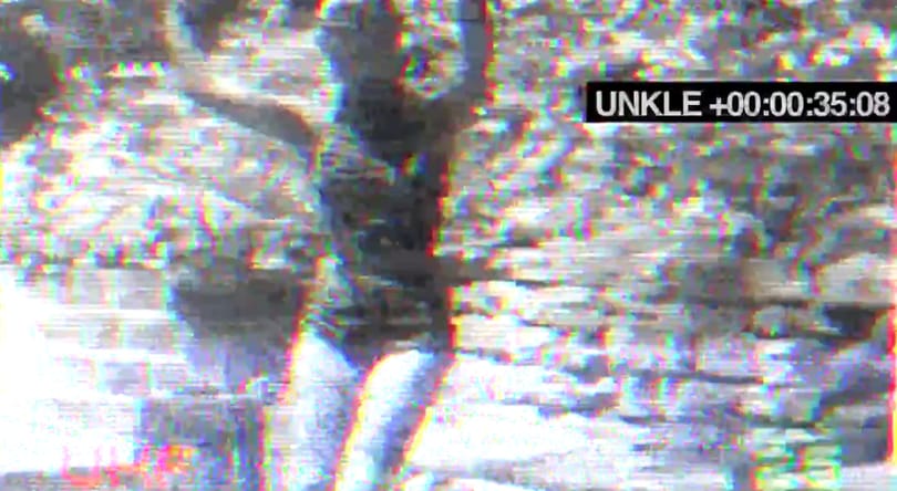 Zene kávéhoz: Grinderman / U.N.K.L.E - Hyper Worm Tamer (videó)