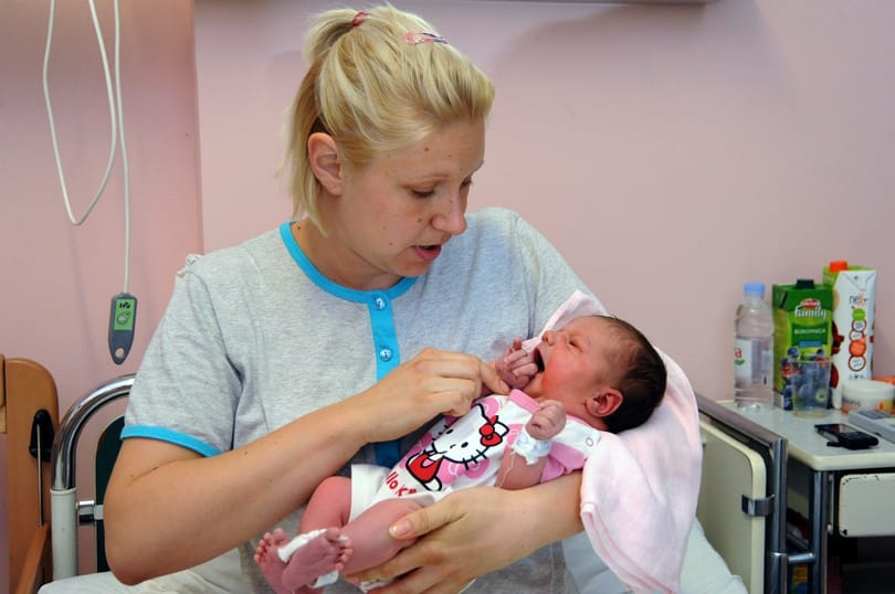 Megszületett az első alanyi jogon magyar állampolgár Szabadkán