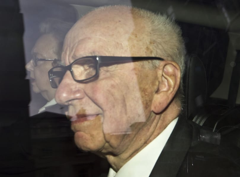 Letartóztatták Rupert Murdoch közeli munkatársát