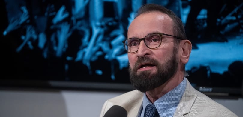 Szájer elárulta, miért az ablakon keresztül menekült el a brüsszeli melegpartiról