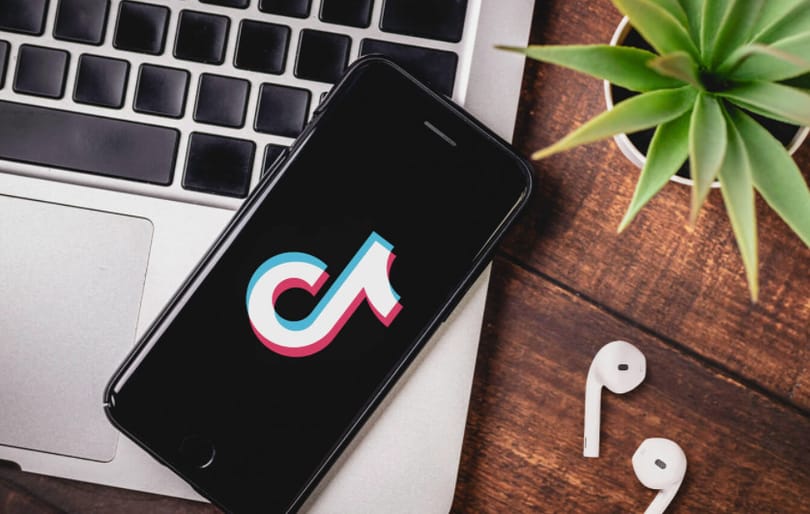 Nagy újítást kapott a TikTok: máshonnan is lehet posztolni bele