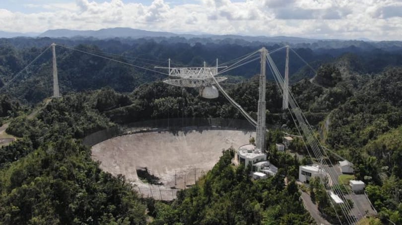 Összeomlott a világ legnagyobb rádióteleszkópja, a 900 tonnás Arecibo