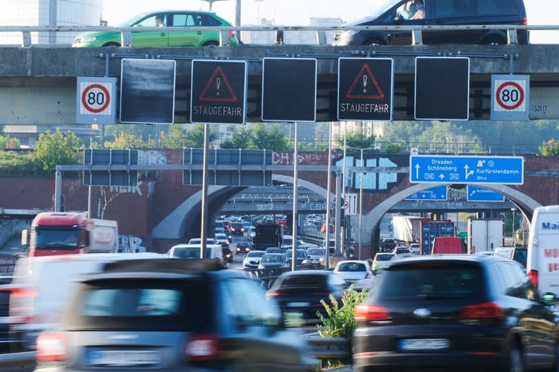 Minden korábbinál több autó van Németországban