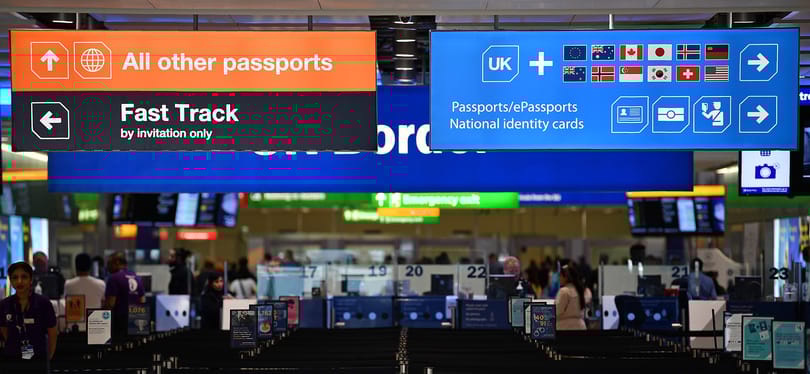 Mehetek még fapadossal Londonba? Bevezetik a vízumot? - minden, amit a Brexit után tudni kell