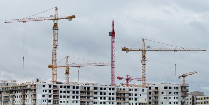 Stiklik garmadáját kínálja az új lakásáfa