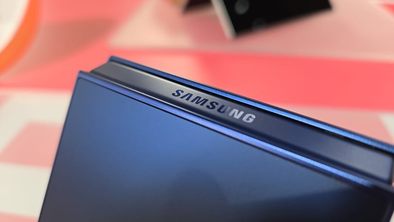 A Samsung idei legnagyobb durranásai: új telefonok és órák is jöttek, figyelemreméltóan vékony lett a Fold7