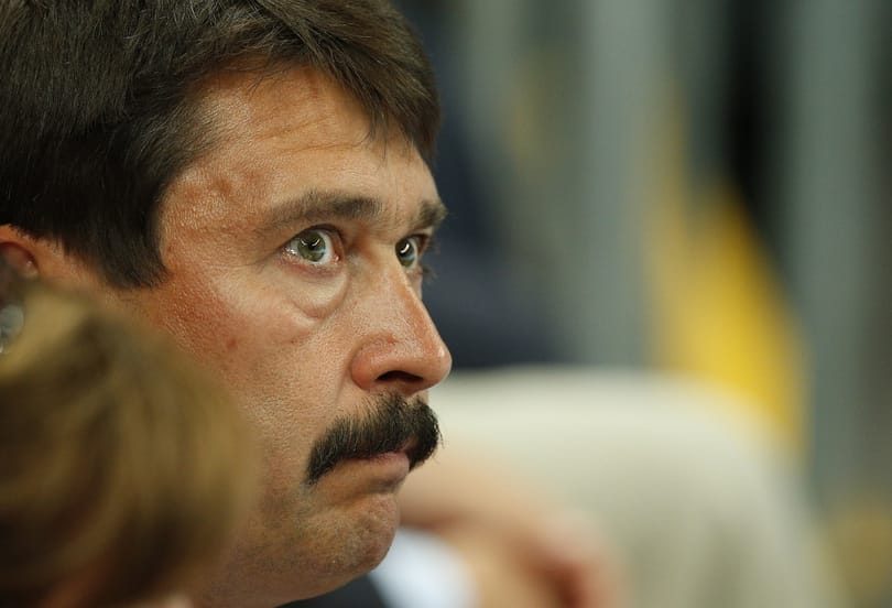 Áder kapával került közelebb az emberekhez
