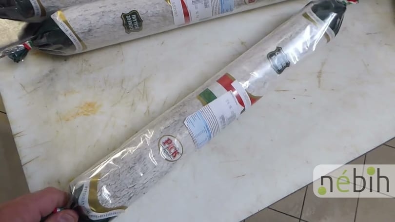 Hamisított Pick szalámit árultak egy budapesti vásárcsarnokban