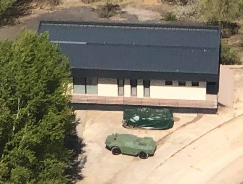 Nyomozni kezdett a rendőrség, miután az Átlátszó drónnal repült Mészáros birtoka fölé