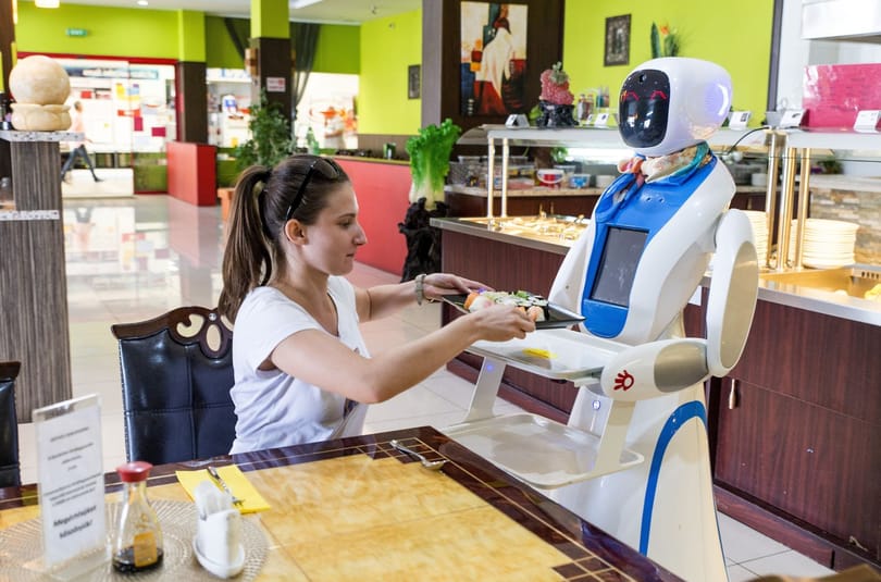 Mi lesz a szerényebb képességű politikusokkal, ha oda is betör a mesterséges intelligencia?