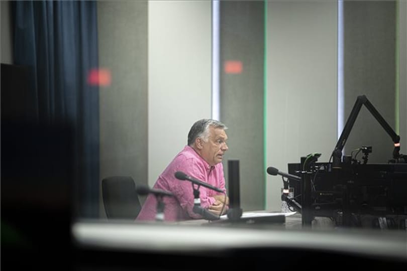 Orbán: A negyedik hullám kopogtat az ajtón