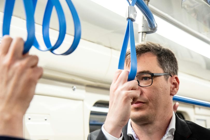 Kontroll Lázár módra: a bérleteket kéri, de Karácsonynak csap oda a választás előtt