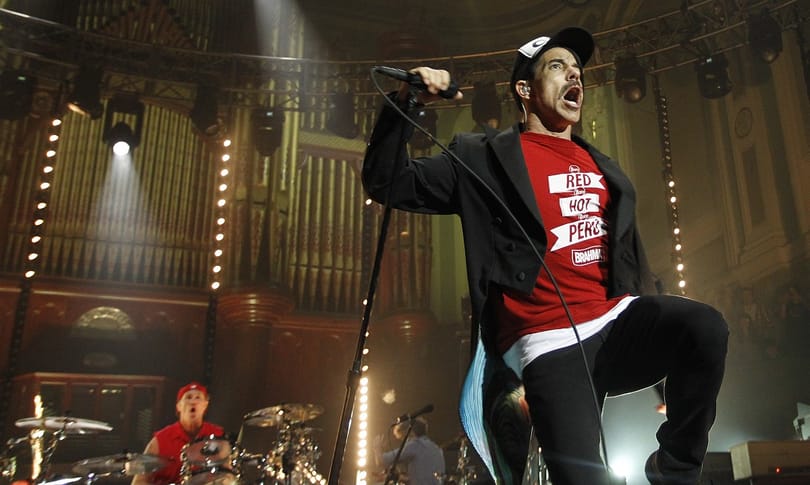 Egy óra alatt elfogyott az összes jegy a Red Hot Chili Peppers-koncertre