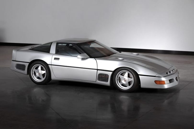 Eladó a „Kalapács” Corvette, ami anno 410 km/h-s tempóra is képes volt