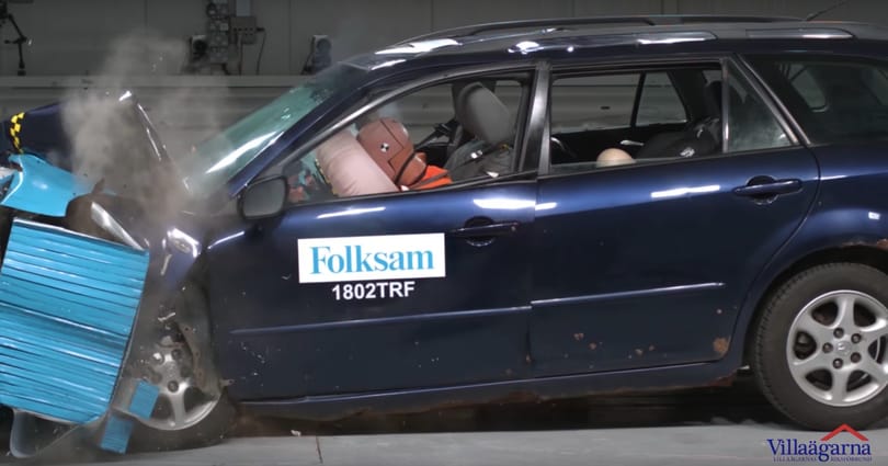 Amire mindenki kíváncsi: ennyire van biztonságban, ha rozsdás az autója – videó