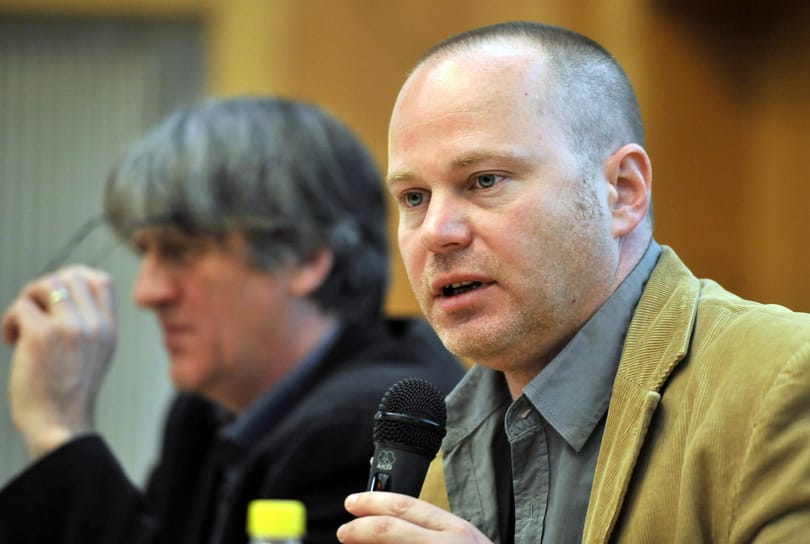 Nem intézetvezető már a Bayer halálán poénkodó professzor