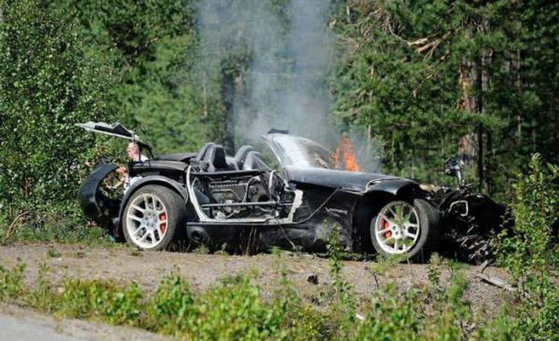 Olajfolt tett taccsra egy Dodge Vipert – fotók