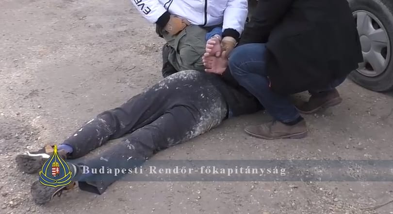 Vito kutya kiszagolta a kokaint Békásmegyeren – akciódús videó