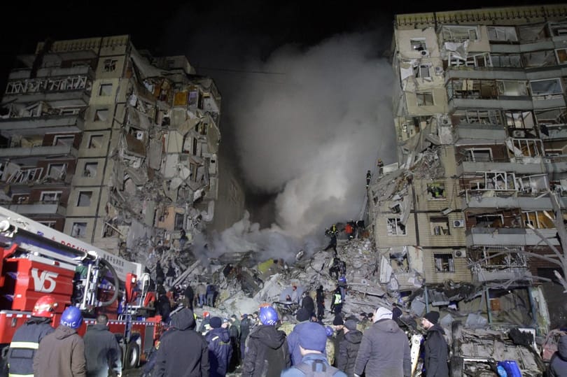 35-re nőtt a dnyiprói orosz panelbombázás áldozatainak száma
