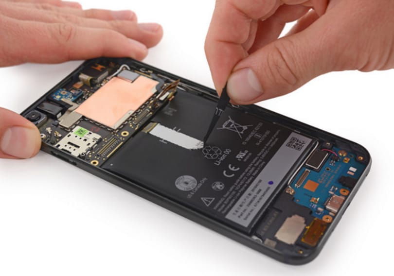Itt megnézheti, mi mindent tett a Google a Pixel XL-be