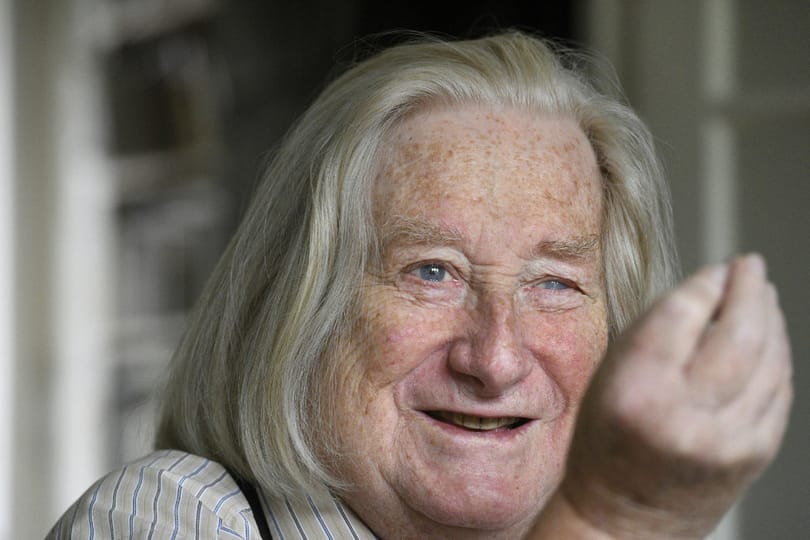 A filozófus, aki megtanított nevetni – In memoriam Vajda Mihály