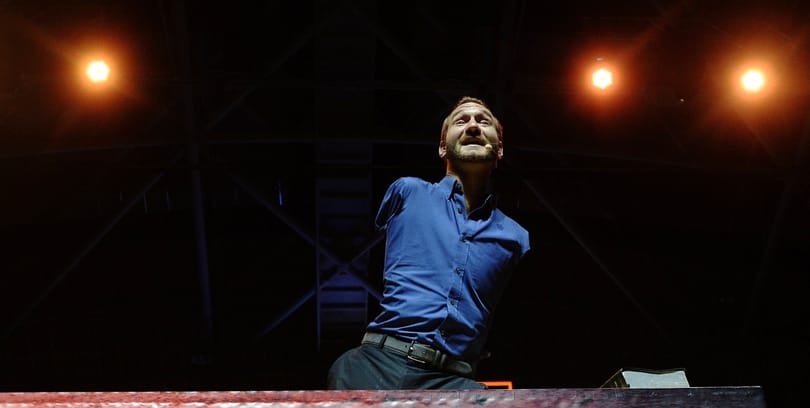Nick Vujicic szerint közeleg a világkormány ideje, de Magyarország tükröt tart Európának és a világnak