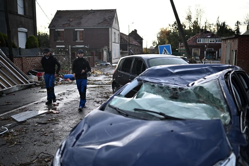 Házakat rongált meg, áramkimaradásokat okozott egy tornádó Észak-Franciaországban