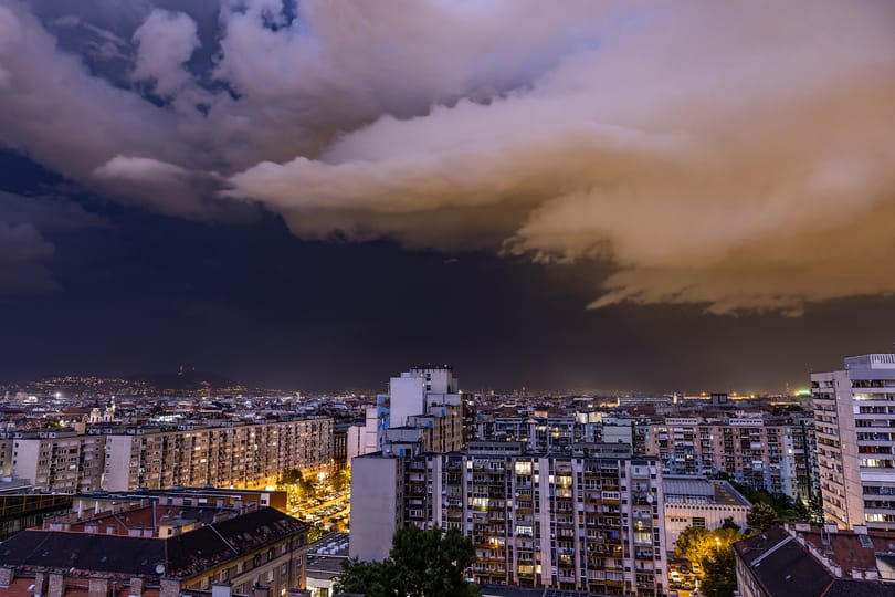 Jönnek a viharok, felhőszakadás veszélye miatt adtak ki riasztást