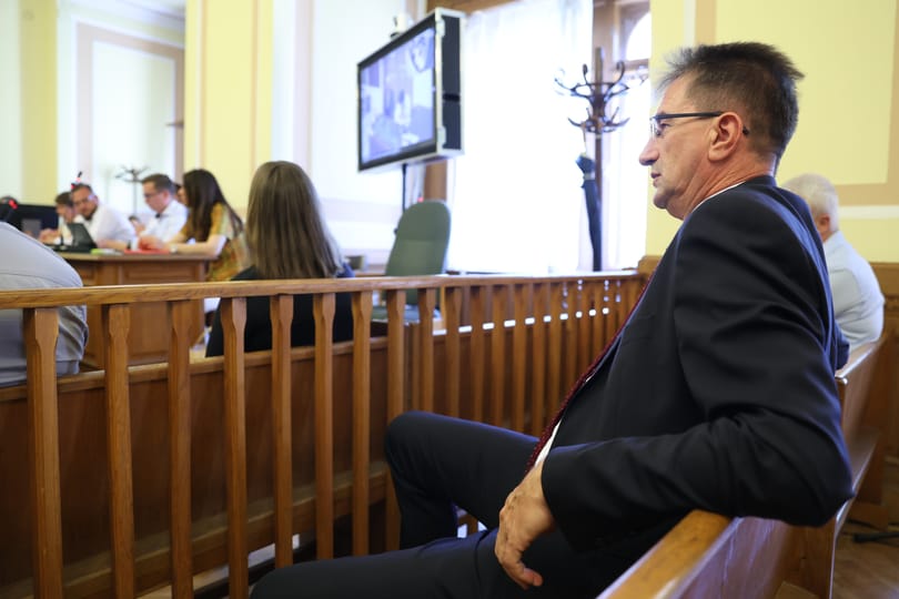 Koronatanú: „Schadl azt mondta, hogy ebből a pénzből havi egymillió forintot fog adni Völner Pálnak”