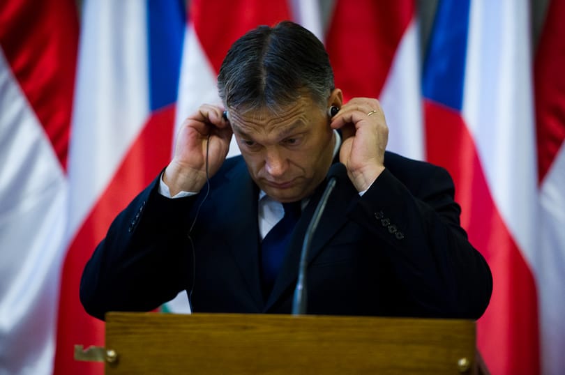 A tűzzel játszik az Orbán-kormány 