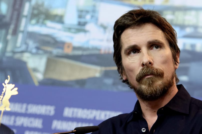 Christian Bale szerint a Leonardo DiCaprióról lepattanó szerepekből él fél Hollywood
