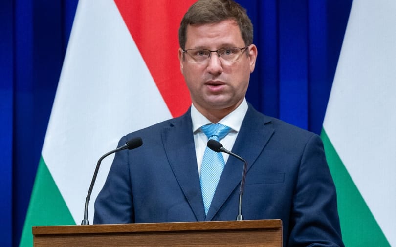 „Magyar Péter gazdáival érdemes Orbán Viktornak vitáznia” – videó a kormányinfóról