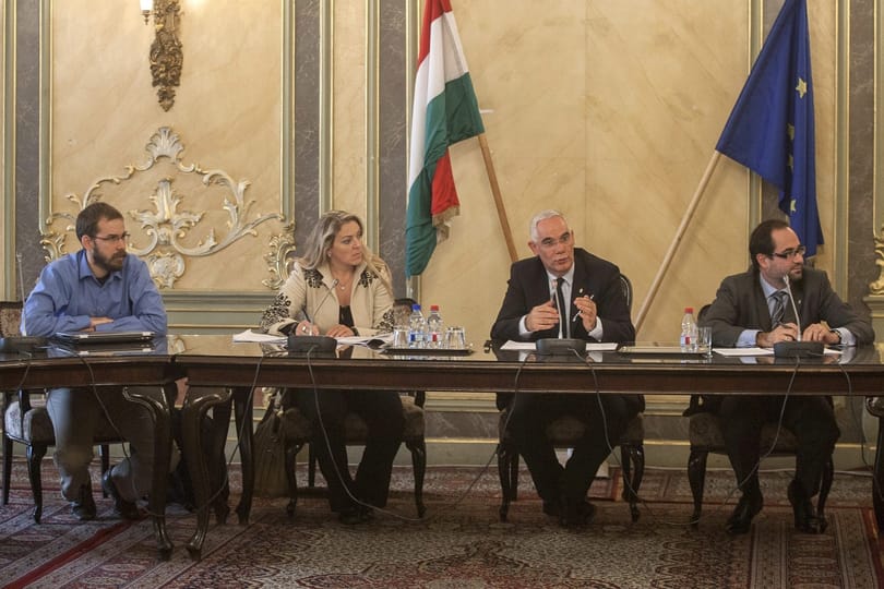 Munkacsoport írja a családon belüli erőszakról a törvényt