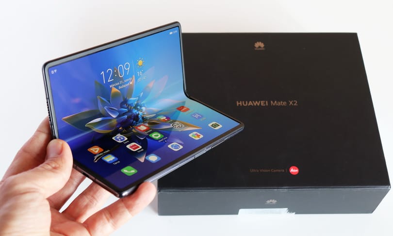 Ennyire jó telefont tud csinálni ma a Huawei, csak hát Google nélkül – teszten a Mate X2