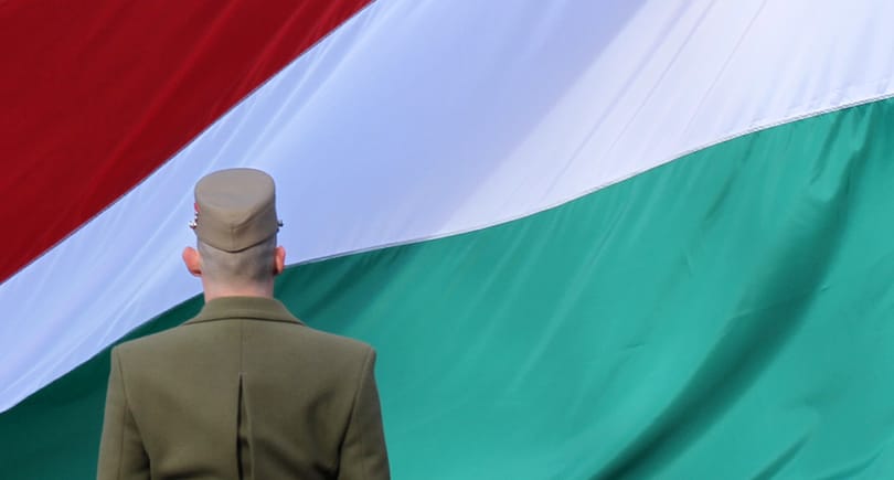Betörtek a Bank Centerbe a tüntetők - percről percre