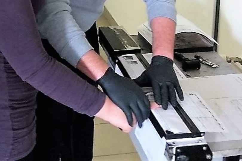 Kihallgatták a brutális nádudvari kamaszlányokat