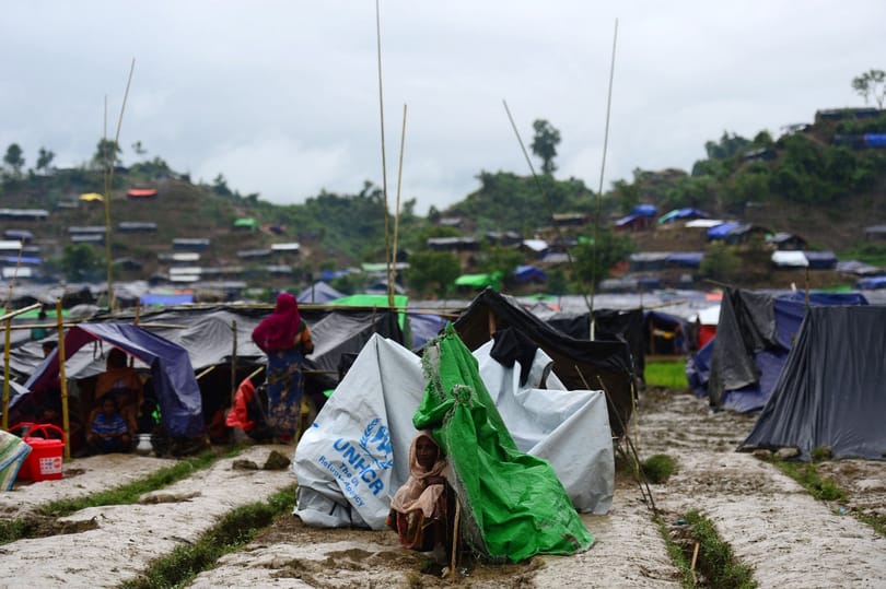 Felgyújtottak egy embert Bangladesben az iszlám szent könyveinek megsértése miatt