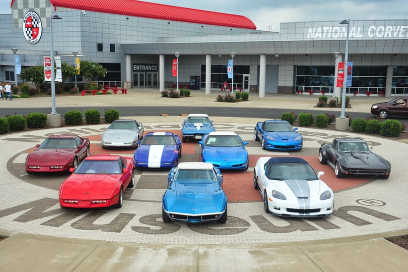 Múzeumnak adományozta 10 Corvette-jét az elhunyt rajongó