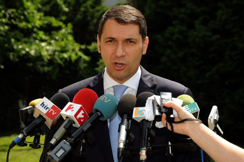 Lázár János kidobott egy fél házat a múzeumra